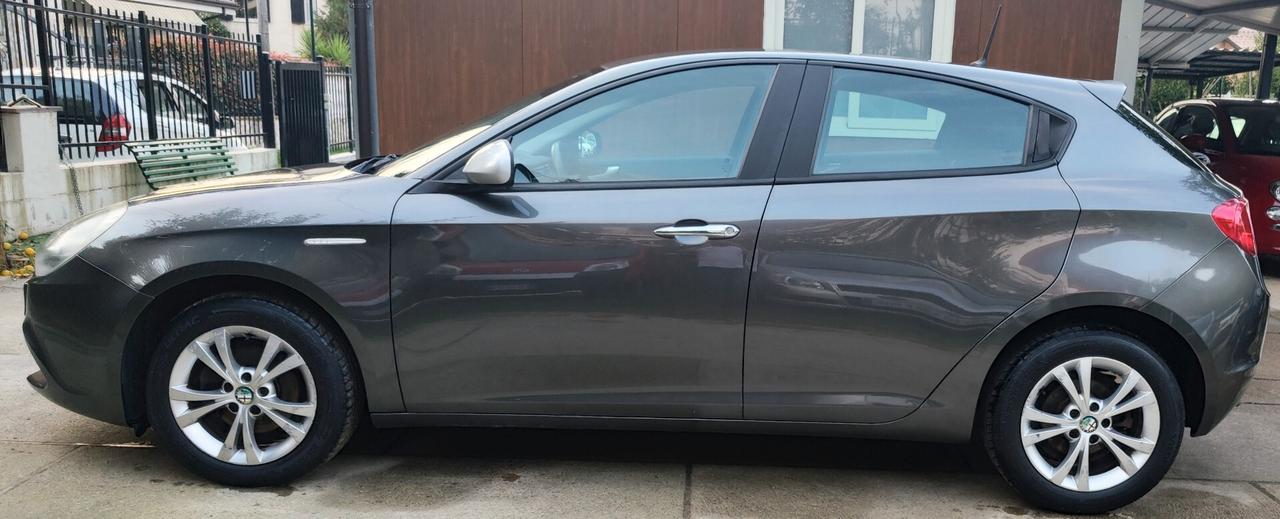 Alfa Romeo Giulietta 1.6 JTDm-2 105 CV Progression