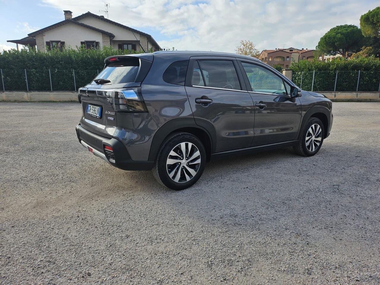 Suzuki S-Cross 1.4 Hybrid Top