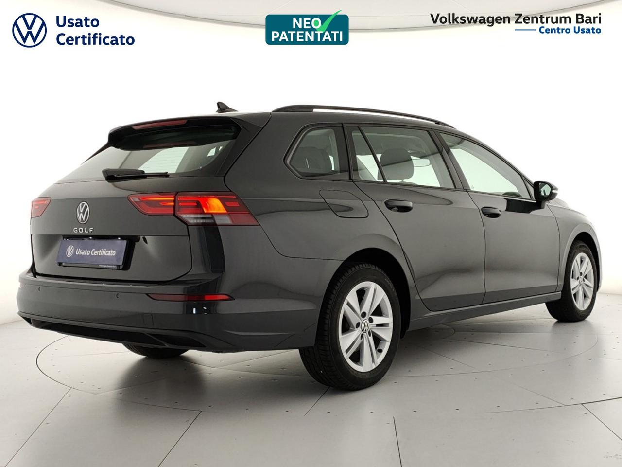 Volkswagen Golf variant 2.0 tdi life 115cv