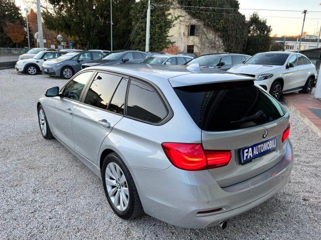 BMW 318 d Touring Business Advantage autom.