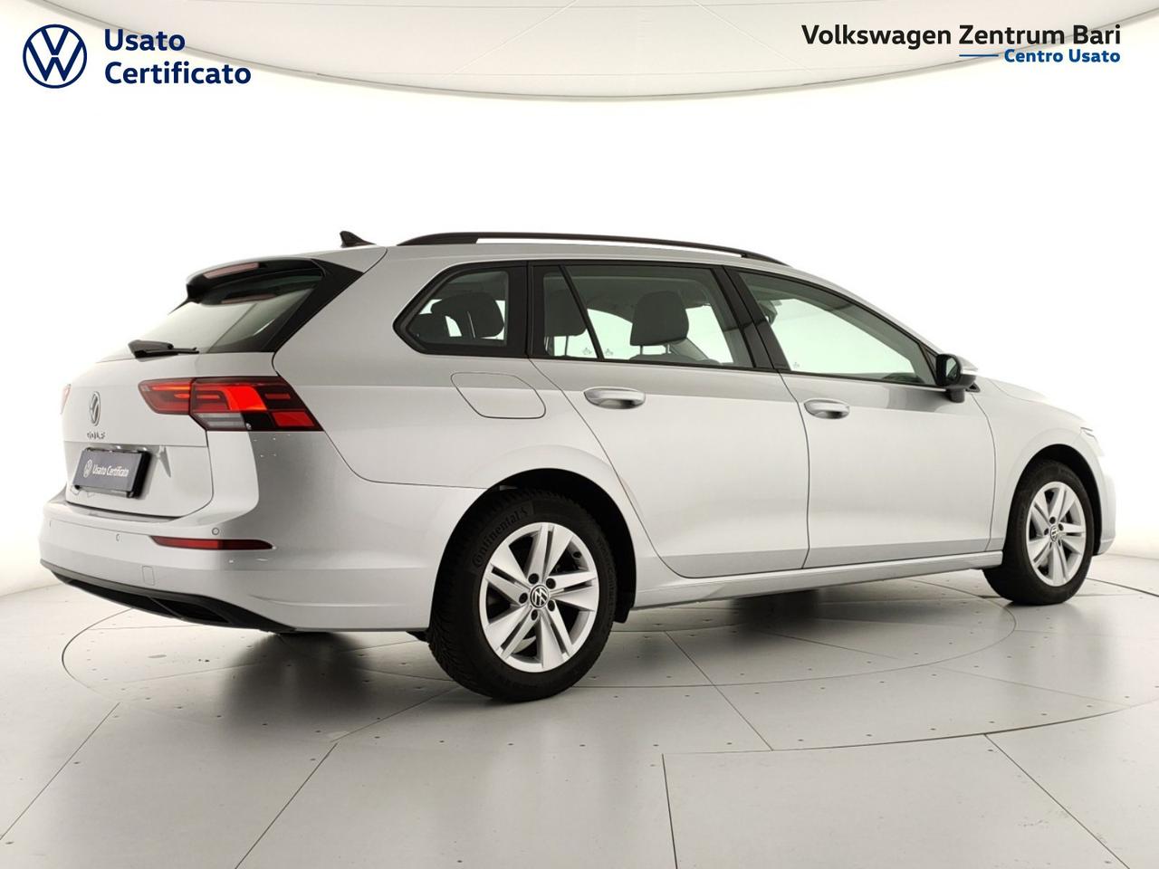 Volkswagen Golf variant 2.0 tdi life 150cv dsg