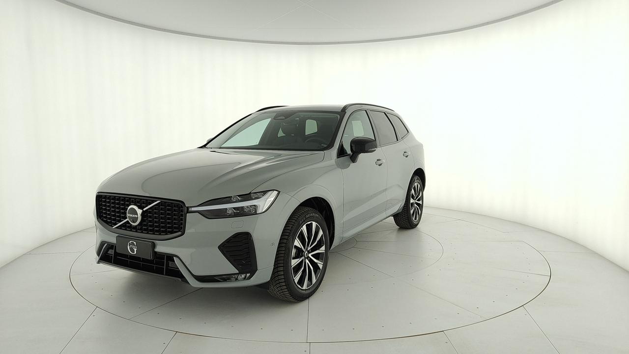 VOLVO XC60 2.0 b4 Plus Dark auto