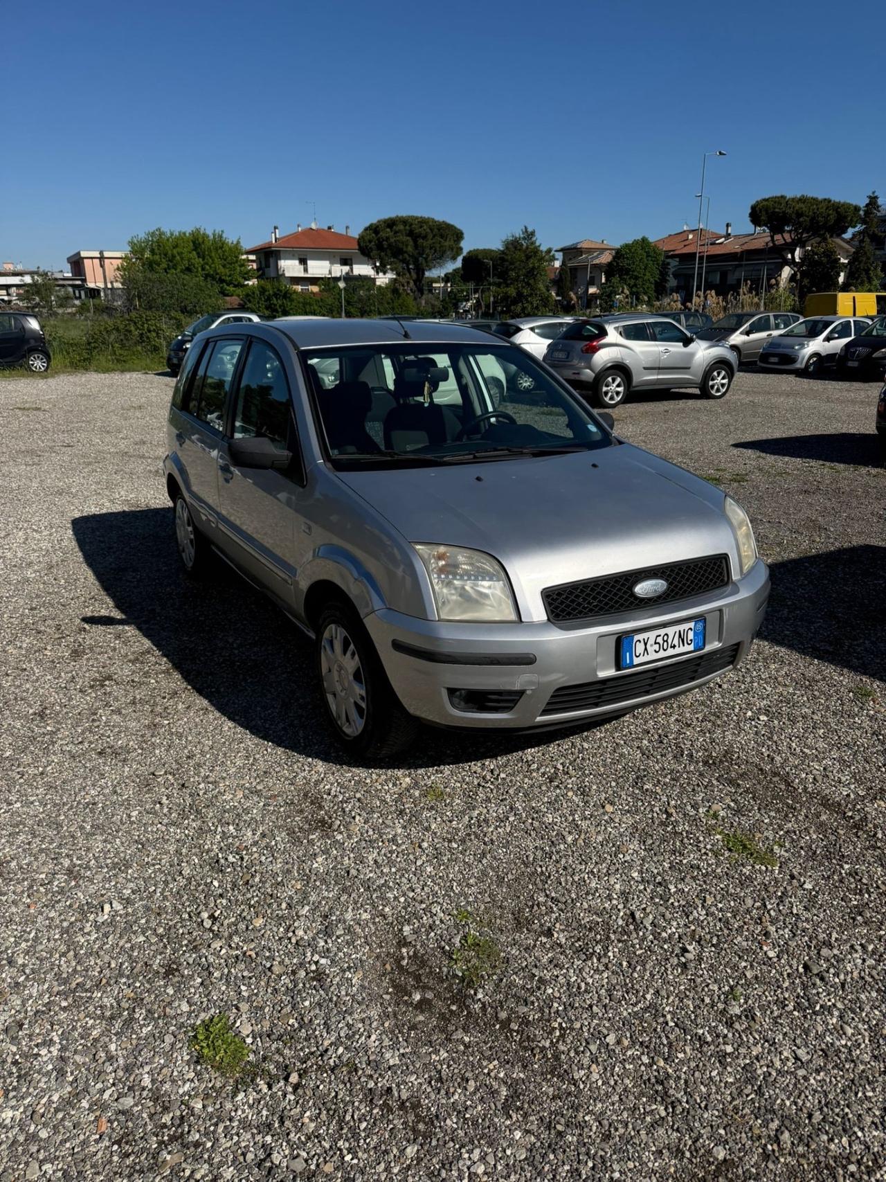 Ford Fusion 1.4 16V 5p. Leather