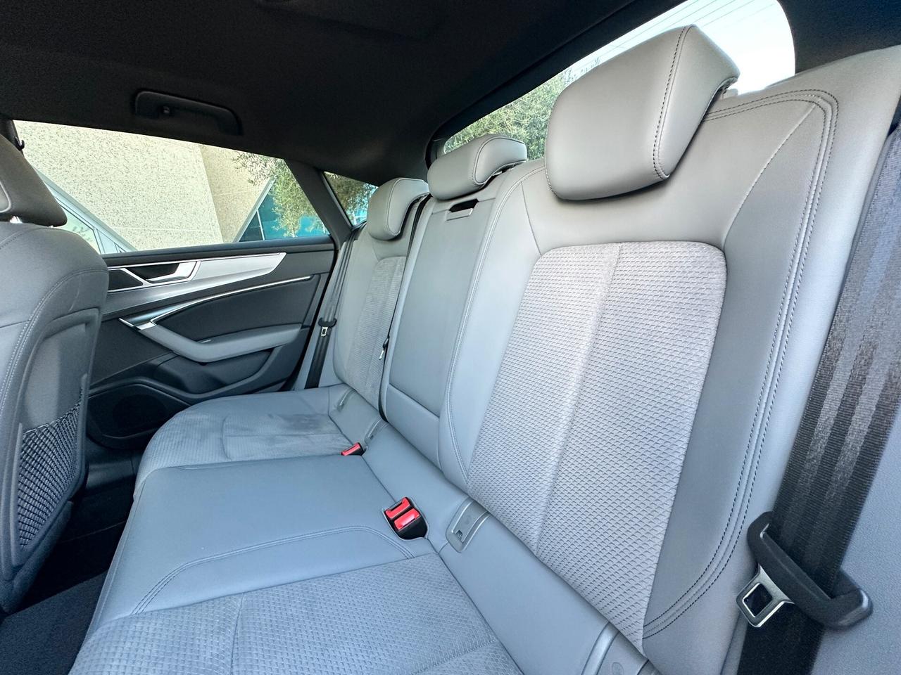 Audi A7 e tfsi 50 Sline offerta T-Stock prezzo imperdibile