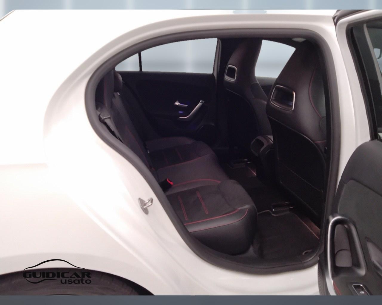Mercedes-Benz Classe A - W177 2018 - A 180 d Premium