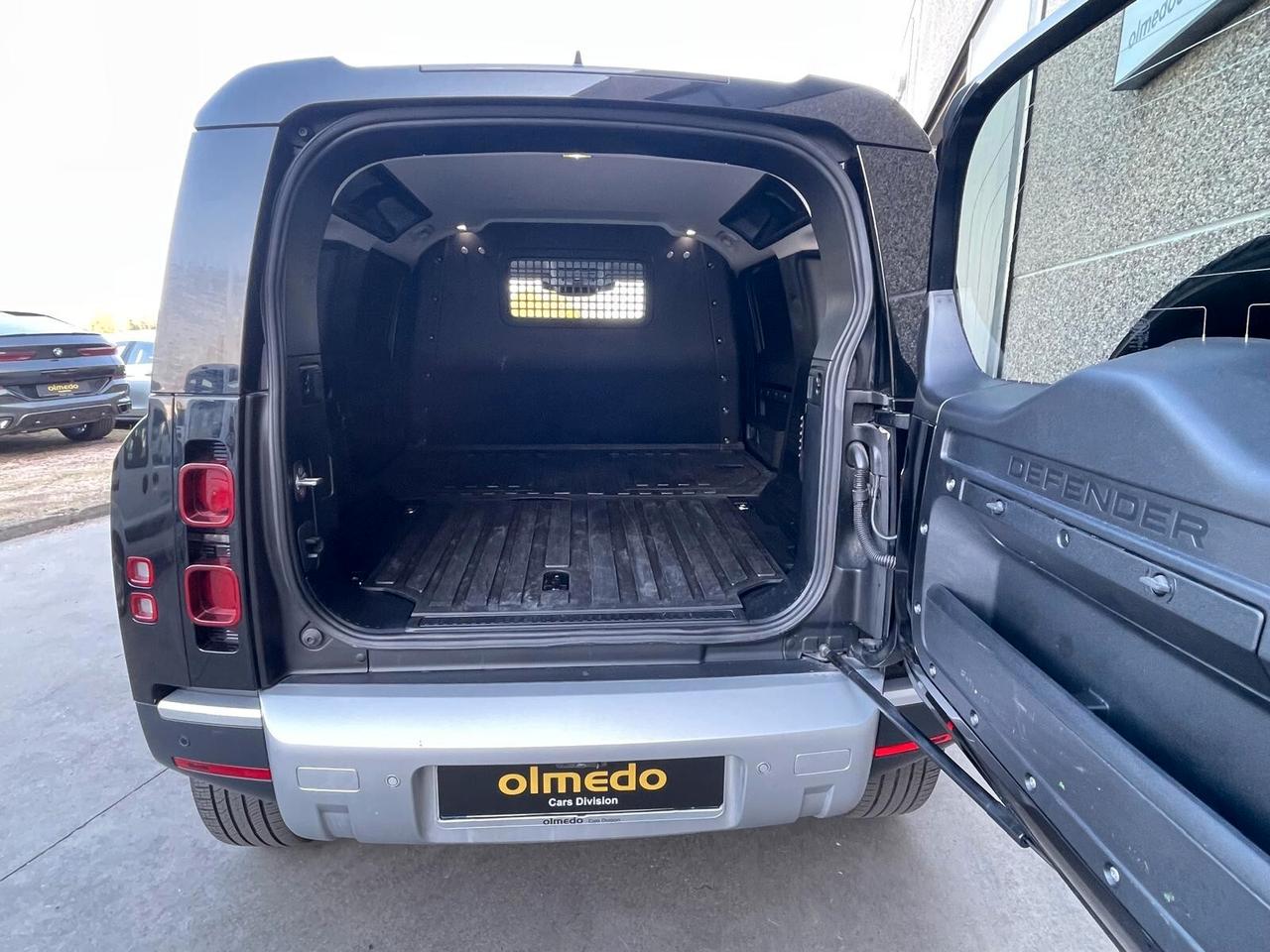 Land Rover Defender 110 3.0D I6 250 CV AWD Auto Hard Top S N1 2 Posti
