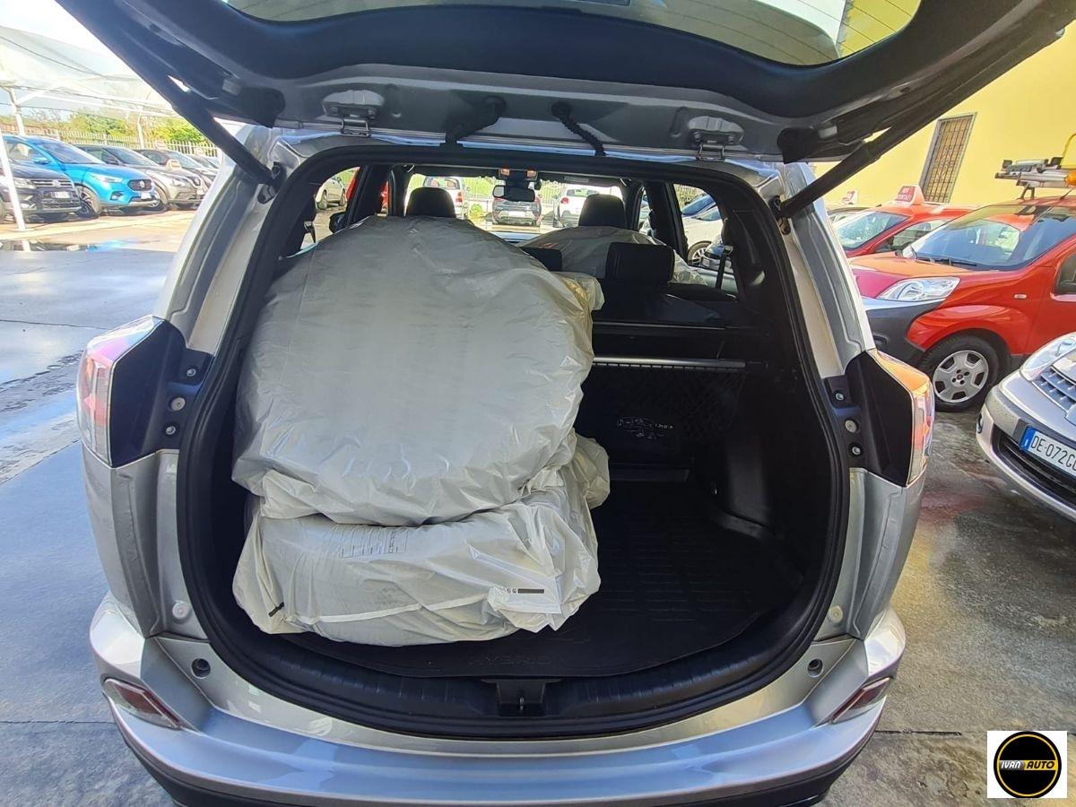TOYOTA RAV4 2.5 Hybrid 4WD Dynamic-34.000 Km.