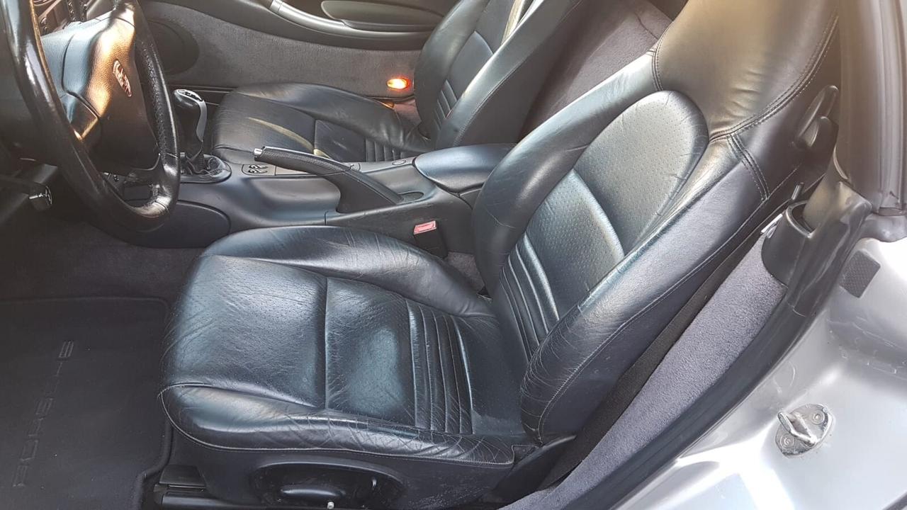 Porsche Boxster 3.2i 24V cat S