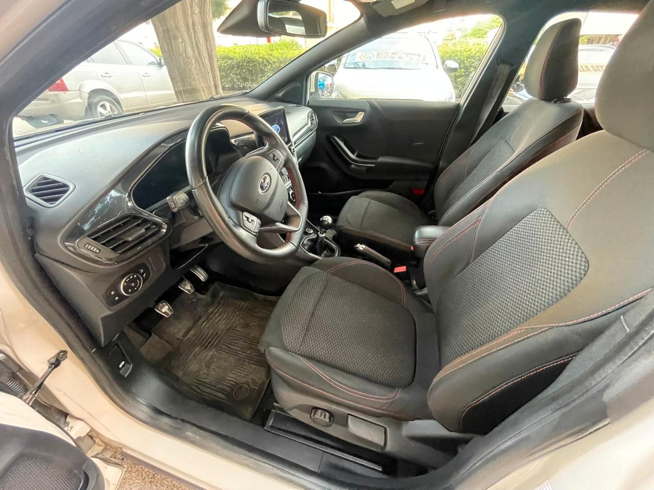 Ford Puma 1.0 EcoBoost Hybrid 125 CV S&S aut. ST-Line
