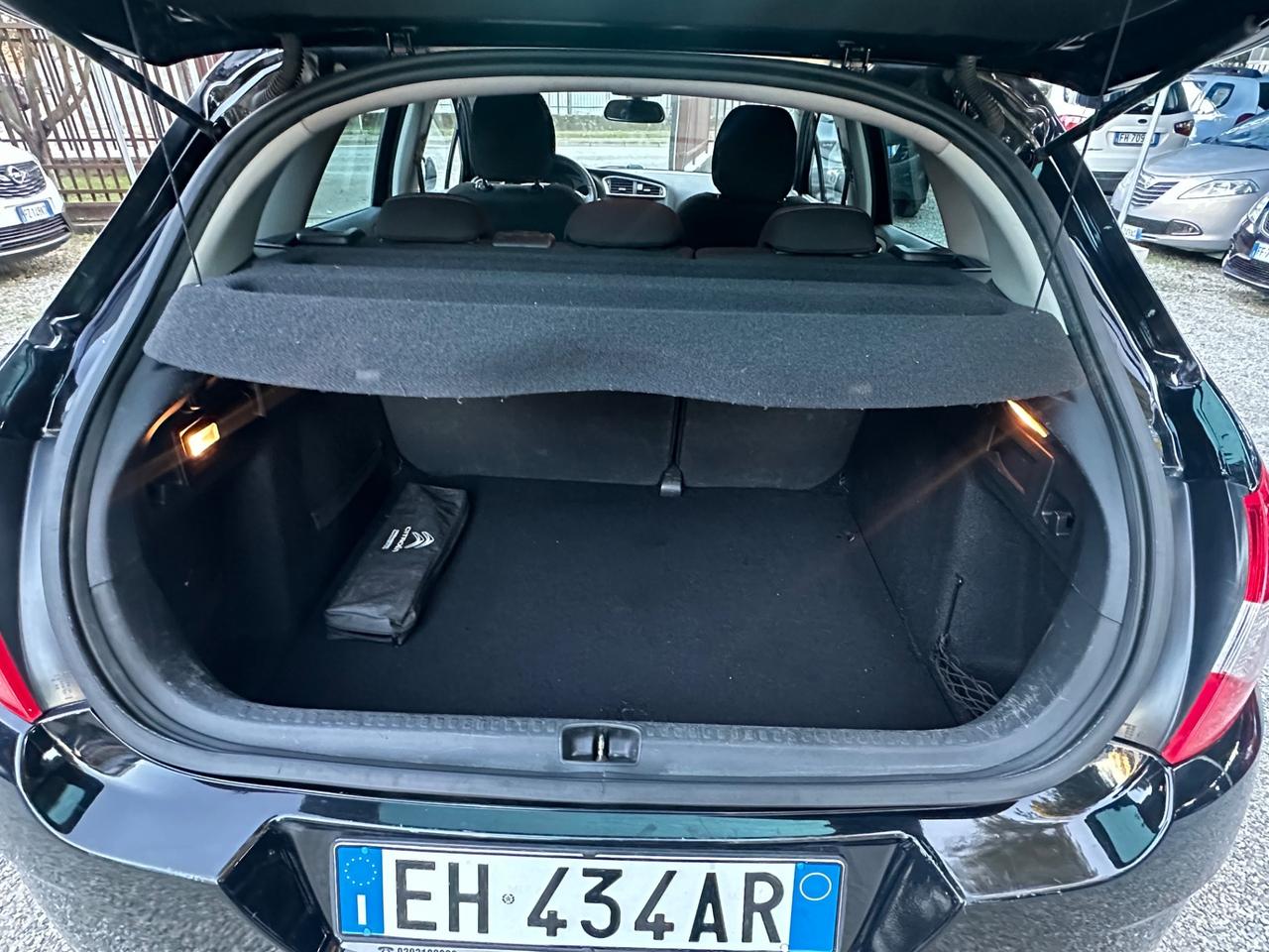 Citroen C4 1.6 VTi 120 Exclusive