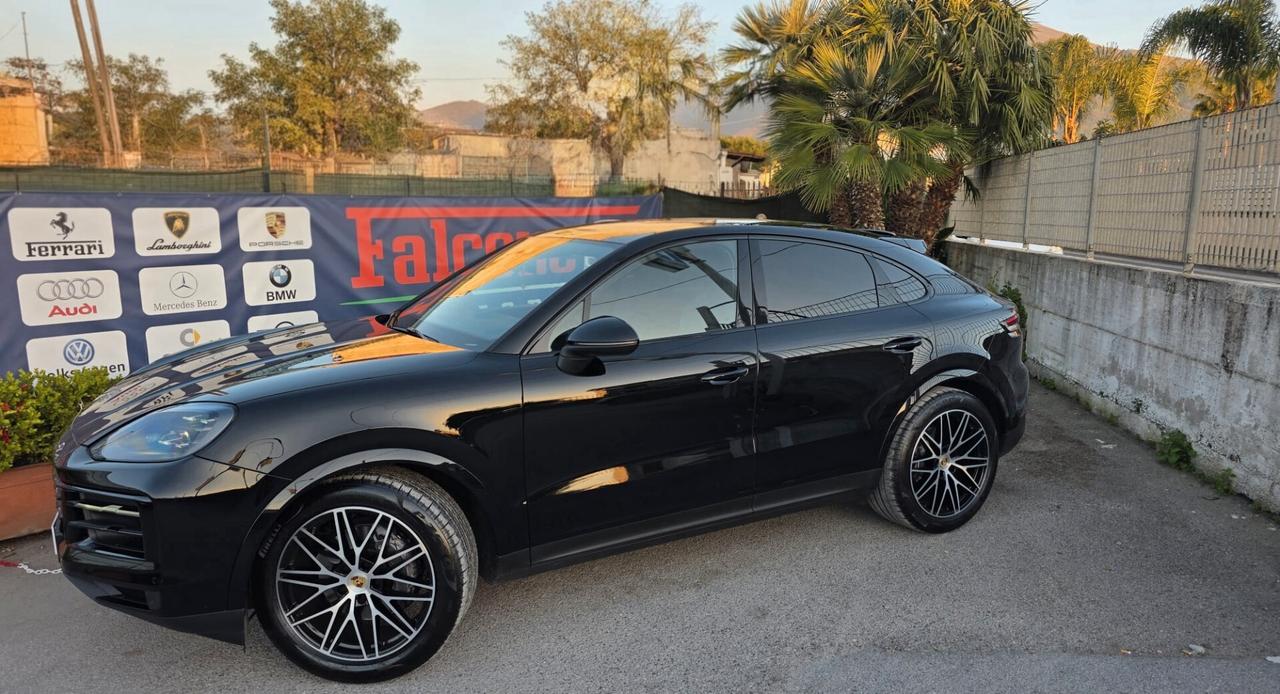 Porsche Cayenne Coupé 3 schermi Full