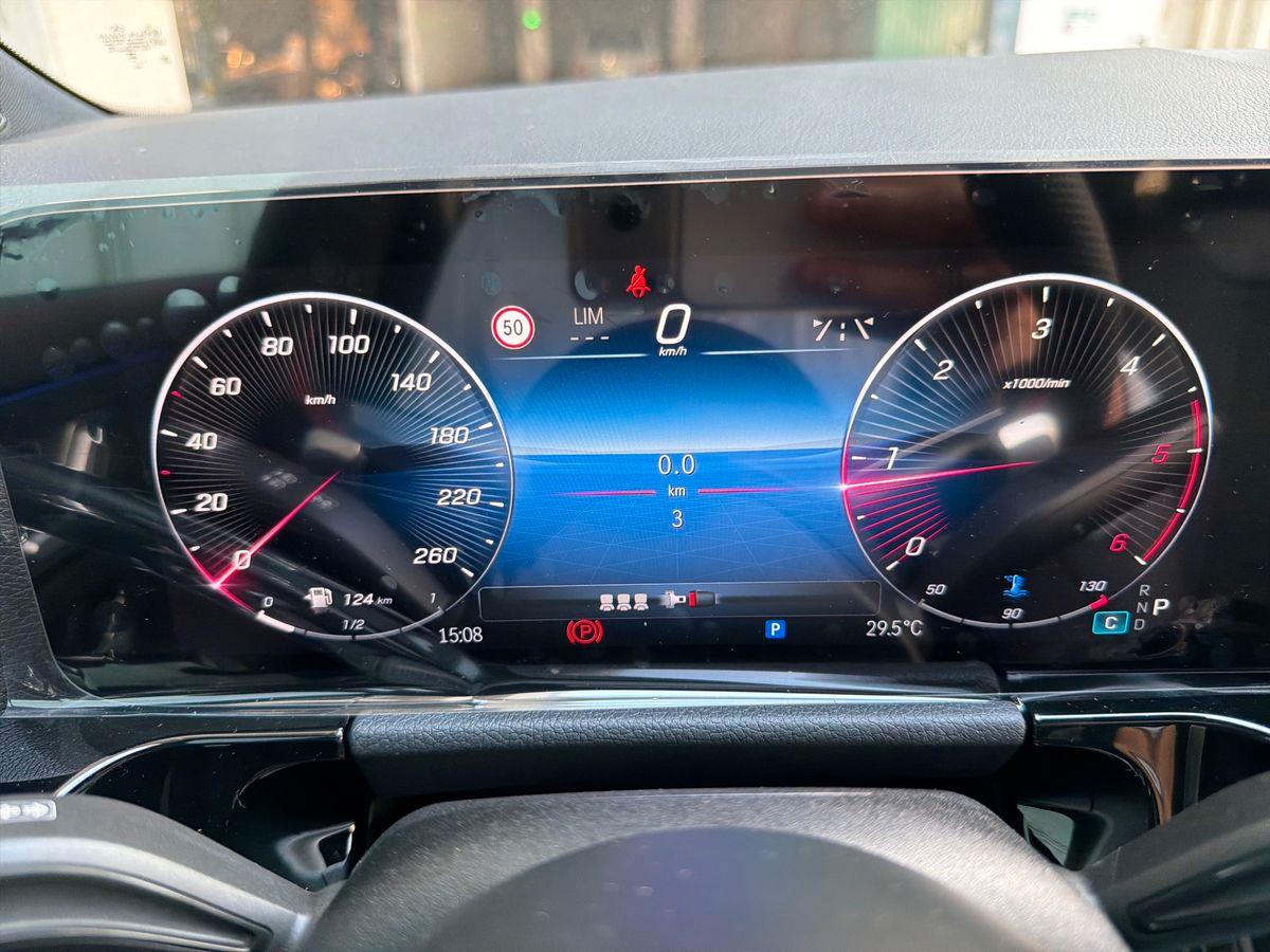 Mercedes-Benz GLA 200 d 4MATIC