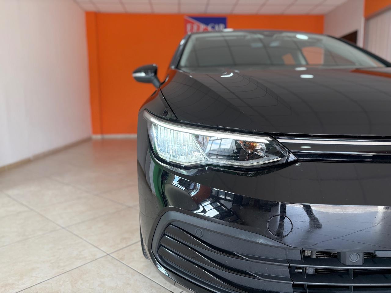 Volkswagen Golf 1.0 110 cv TSI EVO Life permute finanziamenti