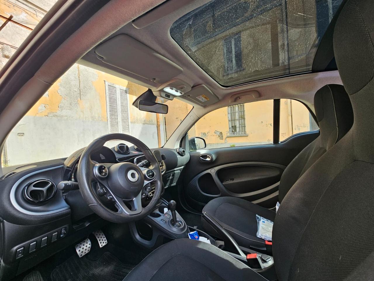 Smart ForTwo Turbo 90cv automatica.