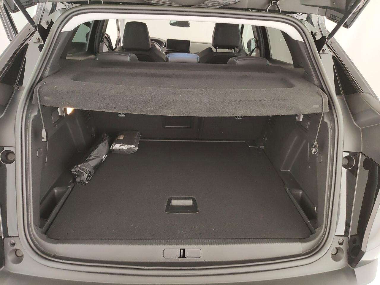 Peugeot 3008 BlueHDi 130 S&S Allure Pack