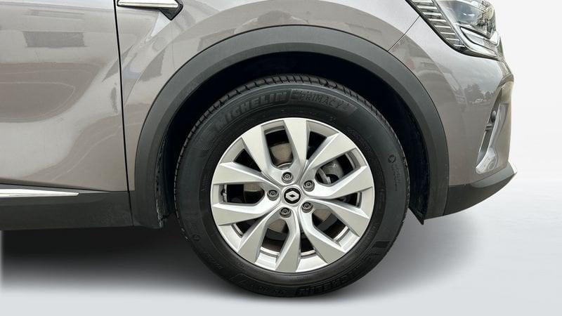 Renault Captur 1.6 E-Tech hybrid Intens 145cv auto