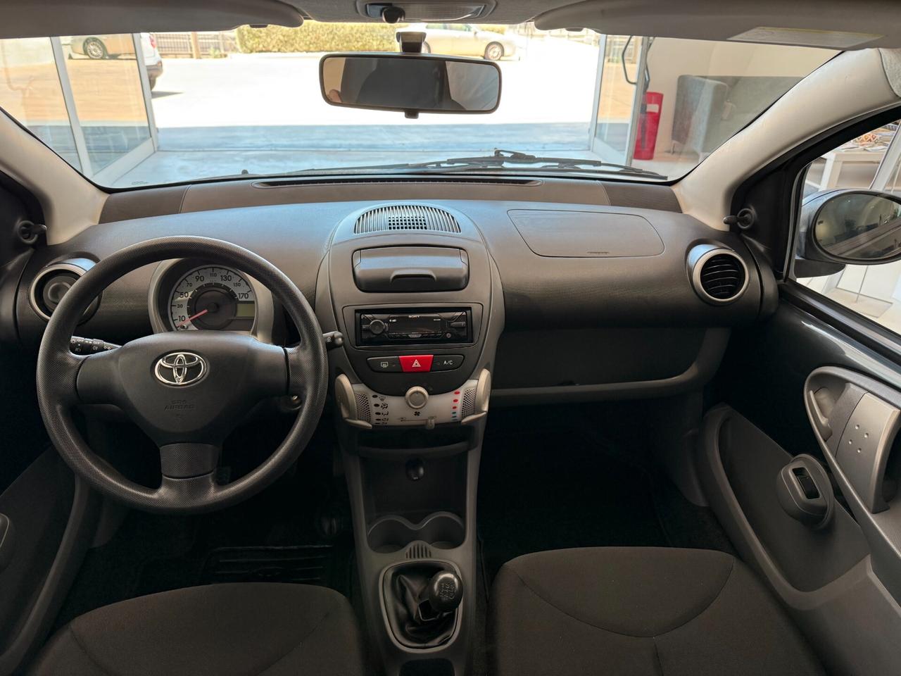 Toyota Aygo 1.0 12V VVT-i 5 porte Now Connect