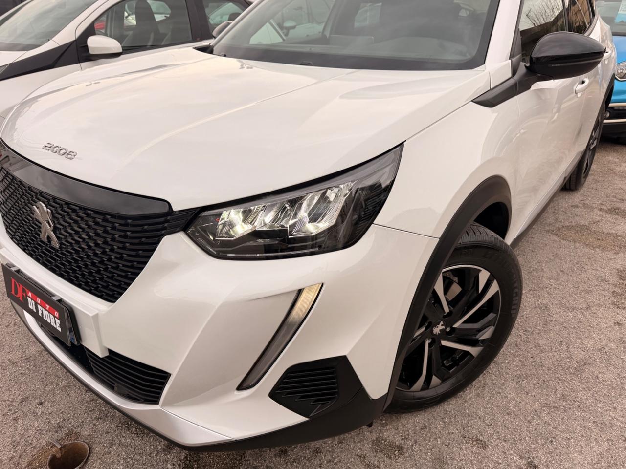 Peugeot 2008 1.5 BlueHDi 130 EAT8 Allure NAVI CAR PLAY