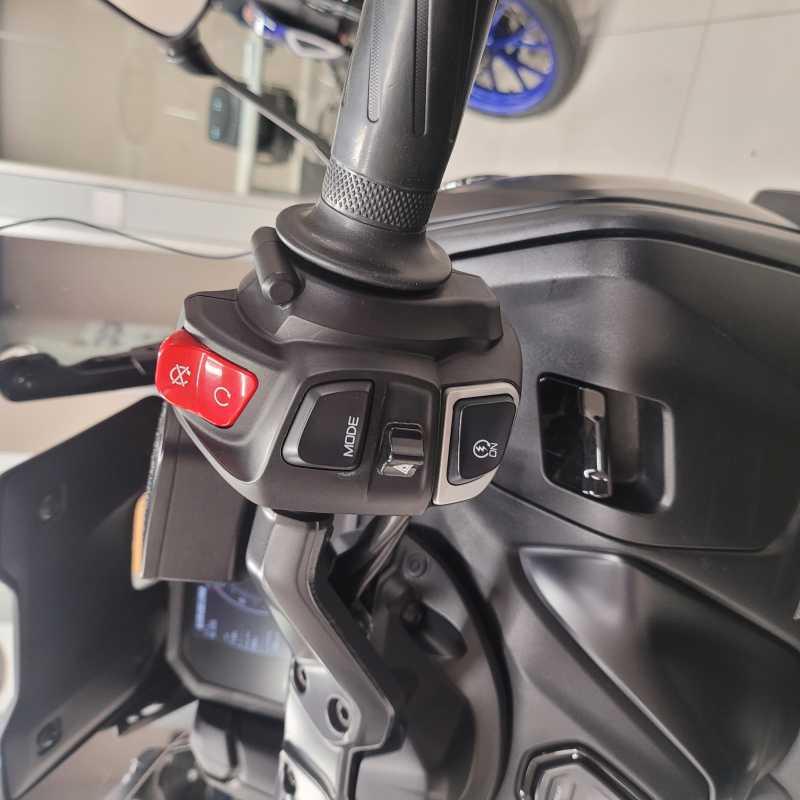 Yamaha T-Max 560 - 2022