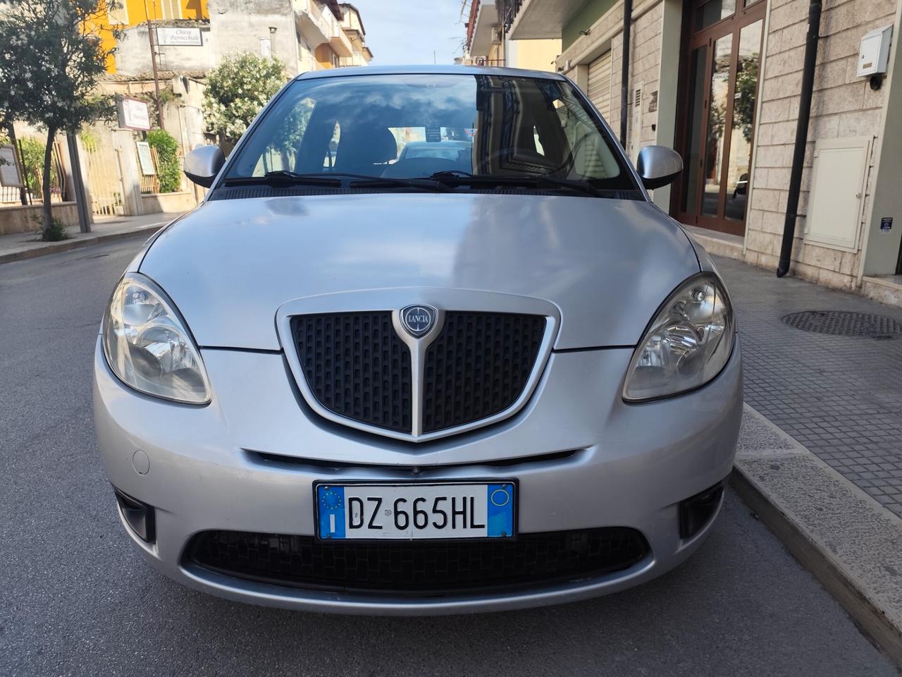 Lancia Ypsilon 1.2 BENZINA 60CV