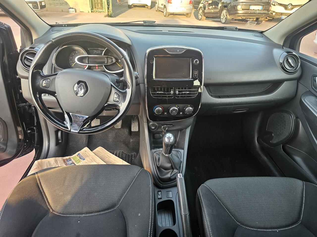 RENAULT CLIO SPORTER 1.5 DCI - 2015
