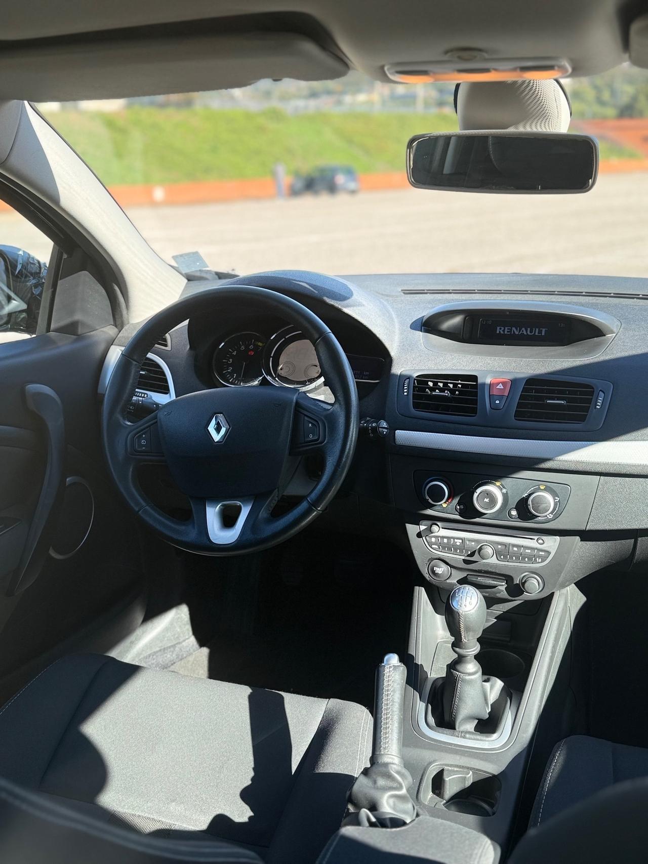 Renault Megane Mégane Coupé OK NEOPATENTATI