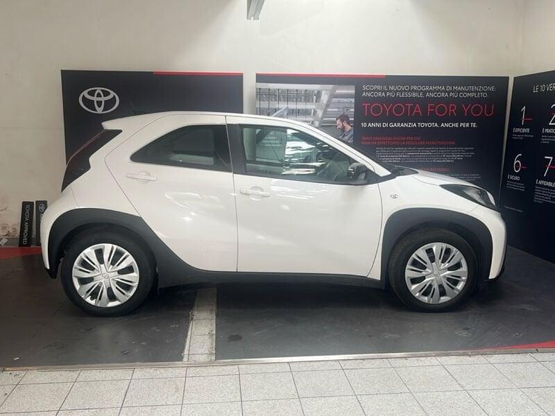 Toyota Aygo X 1.0B (72 CV) Active S-CVT