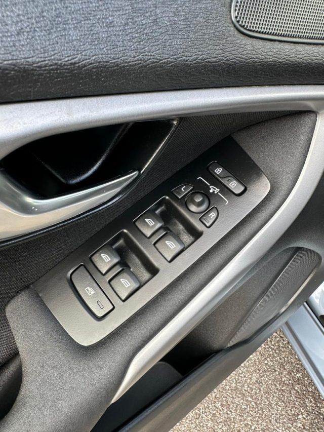 VOLVO V40 2.0 120cv D2 Geartronic Business Plus FULL LED