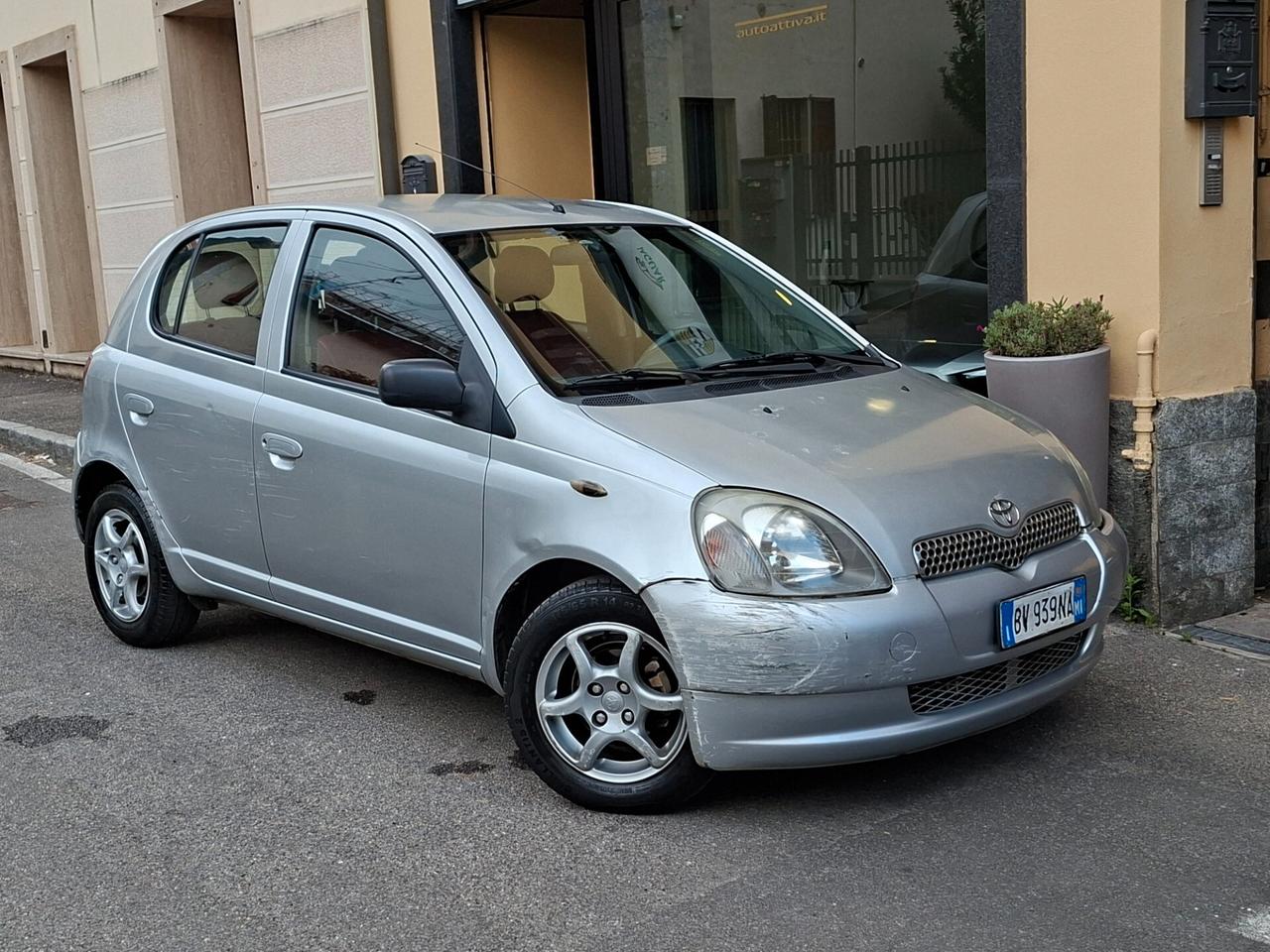 Toyota Yaris Yari 1.3 Sol auto, unico proprietario!