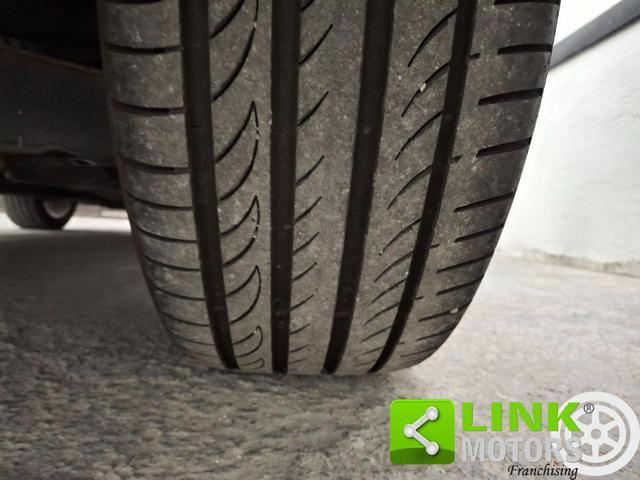 AUDI Q3 2.0 TDI quattro S tronic S Line GARANZIA INCLUSA