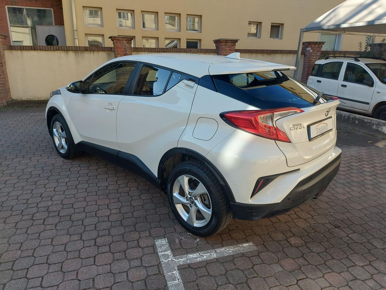 Toyota C-HR Active 1.2 Turbo 4WD