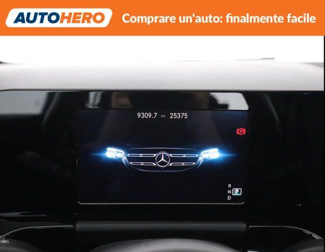 MERCEDES-BENZ GLA 180 Automatic Business
