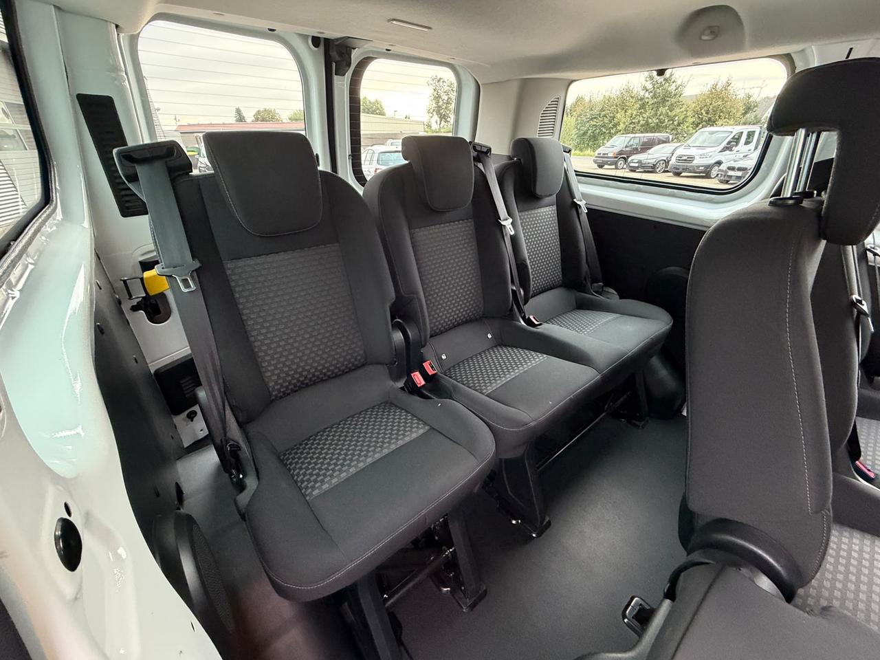Ford Transit Custom 9 posti doppio clima