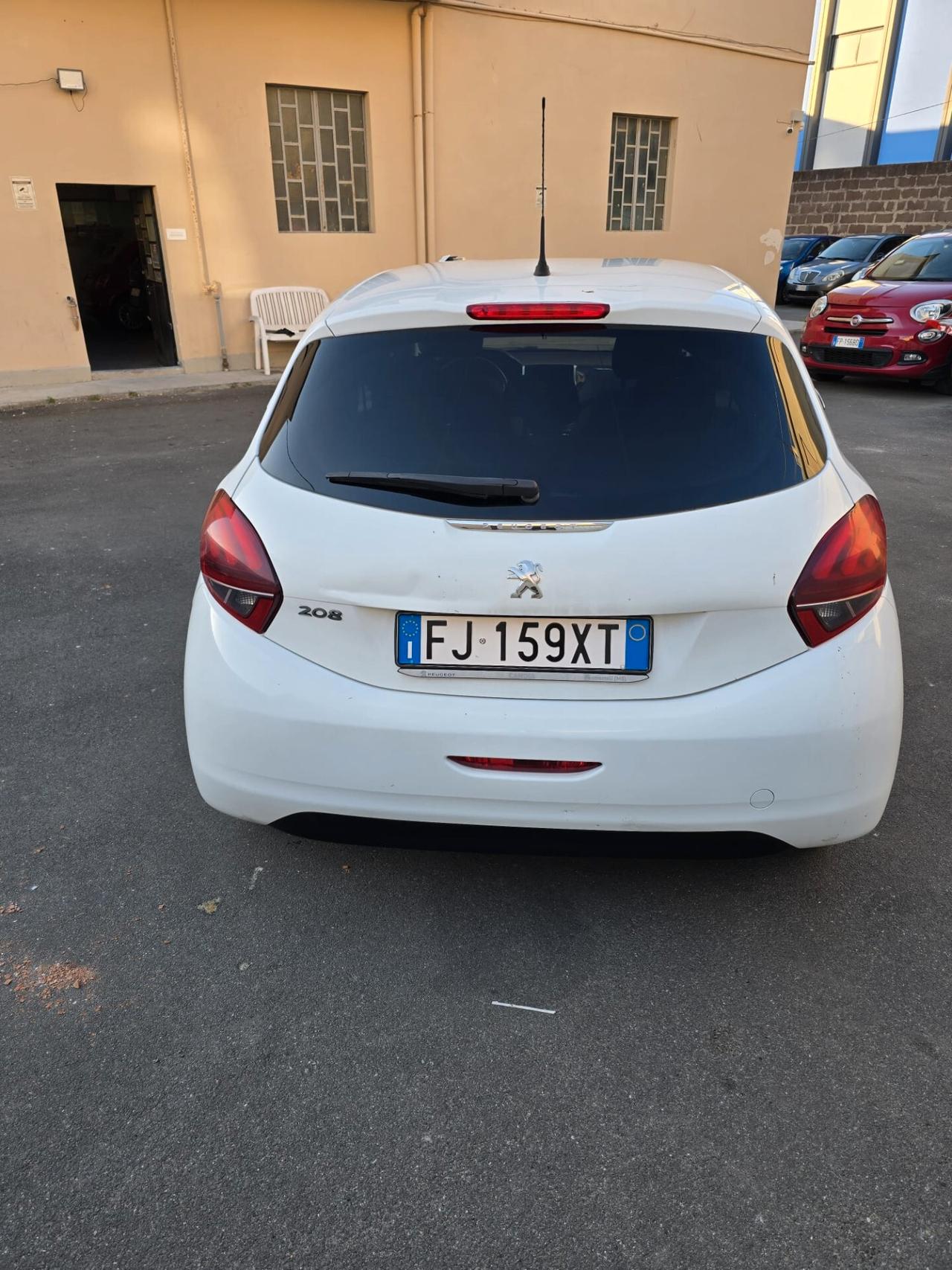 Peugeot 208 BlueHDi 100 3 porte GT Line