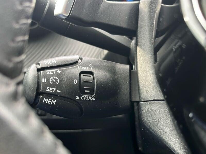 Peugeot 2008 BlueHDi 130 EAT8 Allure S/S