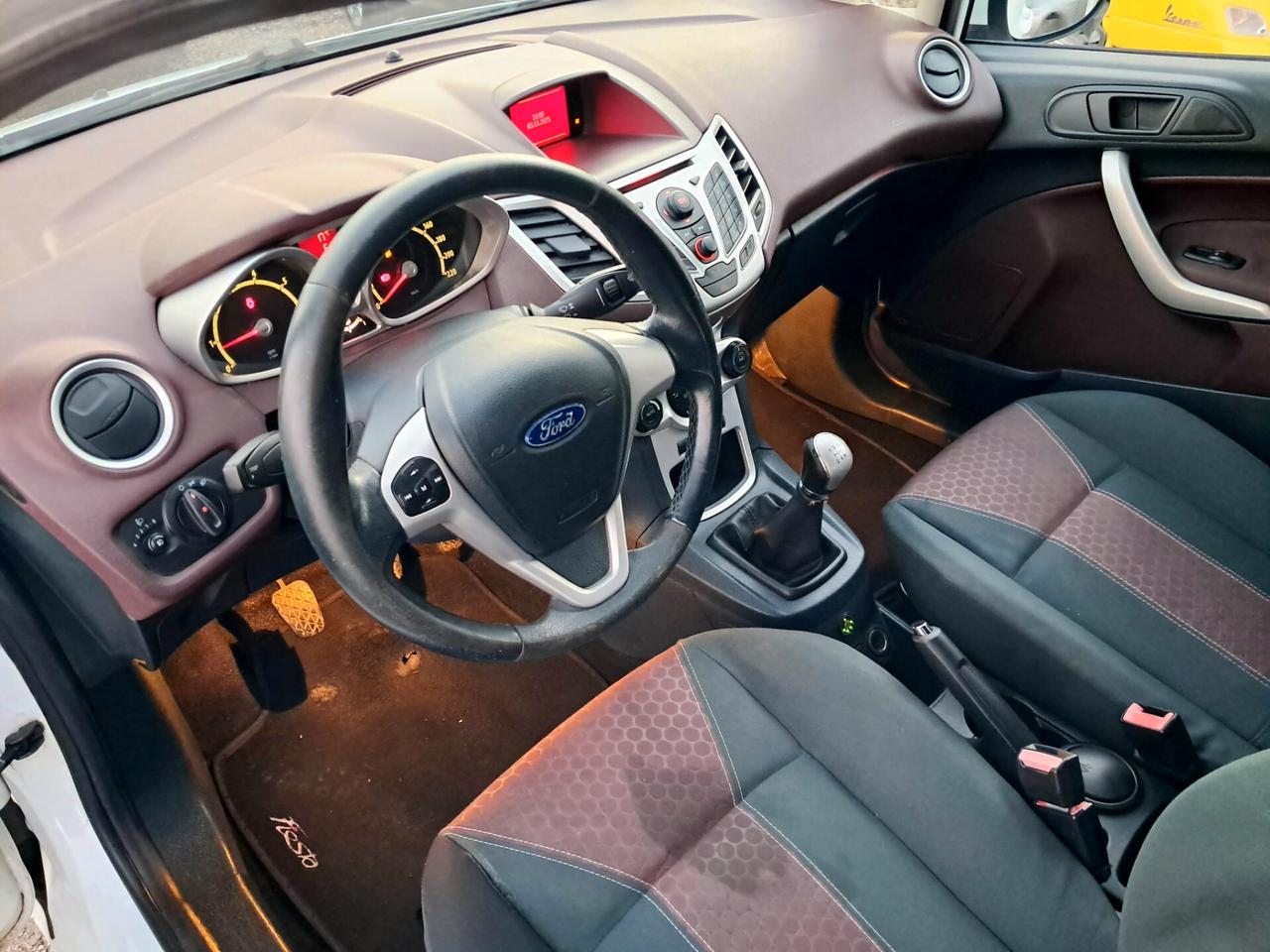 Ford Fiesta 5 porte GPL Titanium