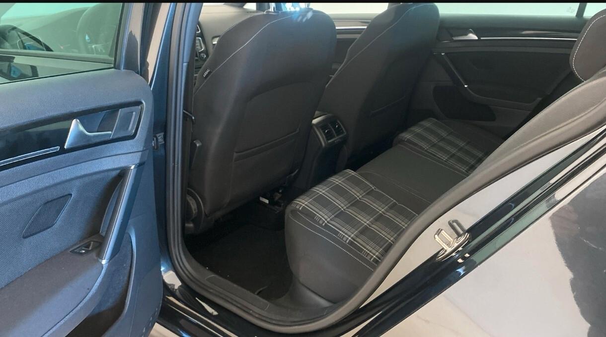 Volkswagen Golf GTI GTD 2.0 TDI 5p. BlueMotion Technology