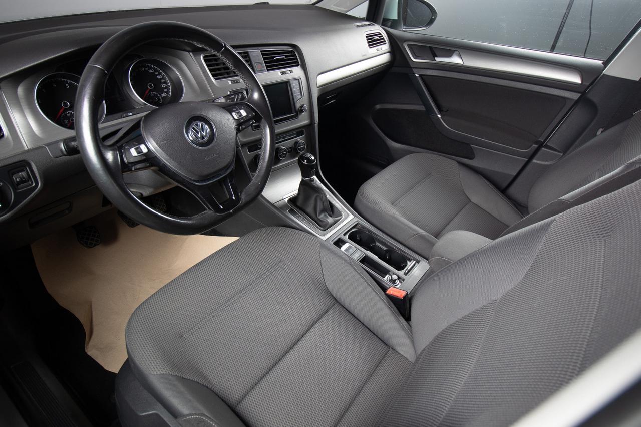 Volkswagen Golf Vii 5p 1.4 Tgi Comfortline 110cv