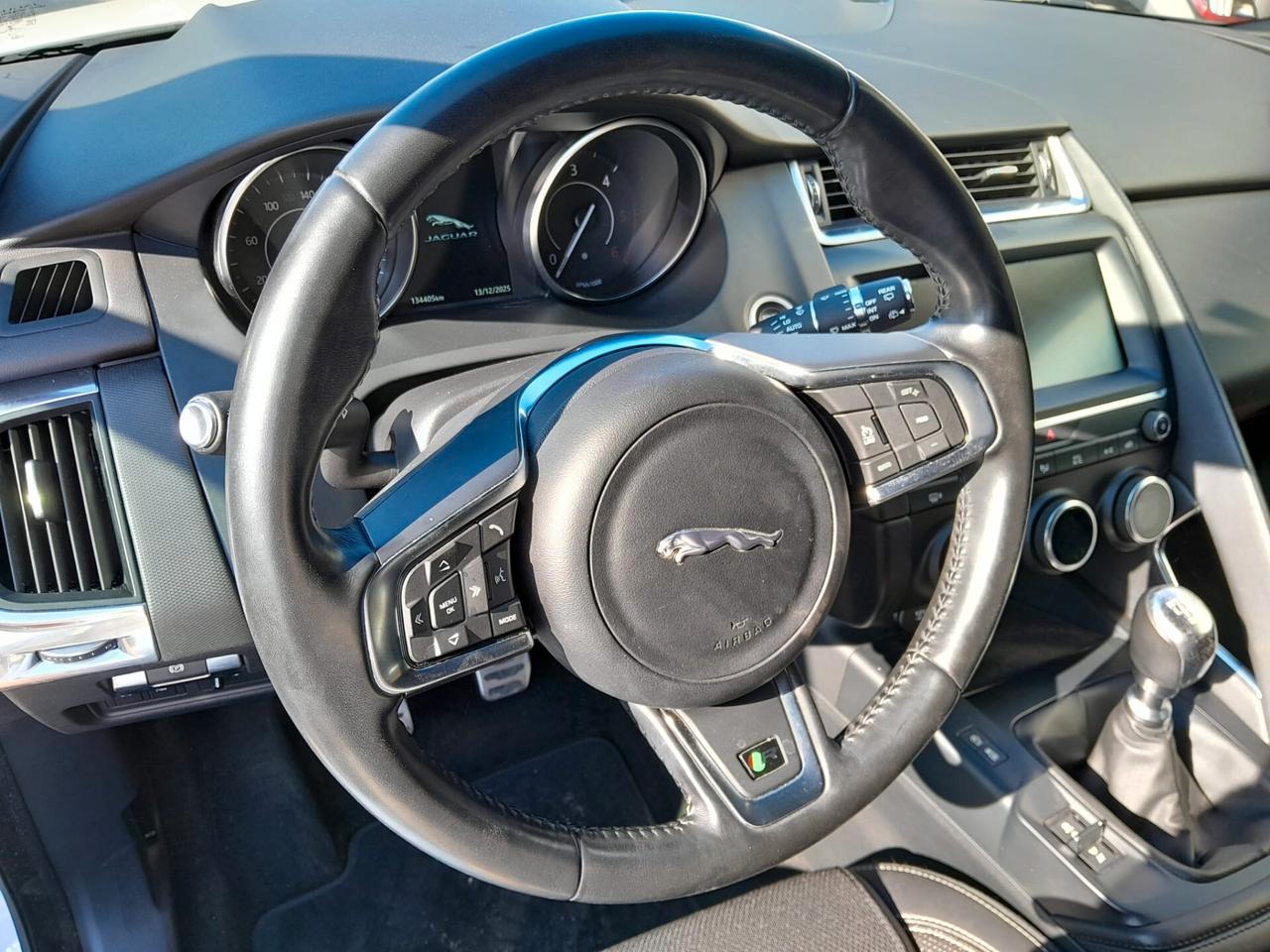 Jaguar E-Pace 2.0D 180 CV AWD R-Dynamic