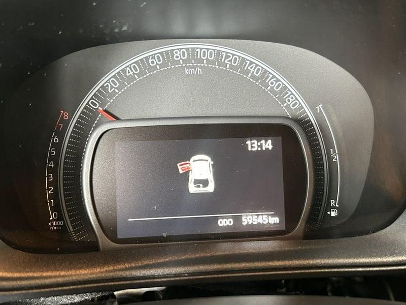 Toyota Aygo X 1.0B (72 CV) Lounge S-CVT