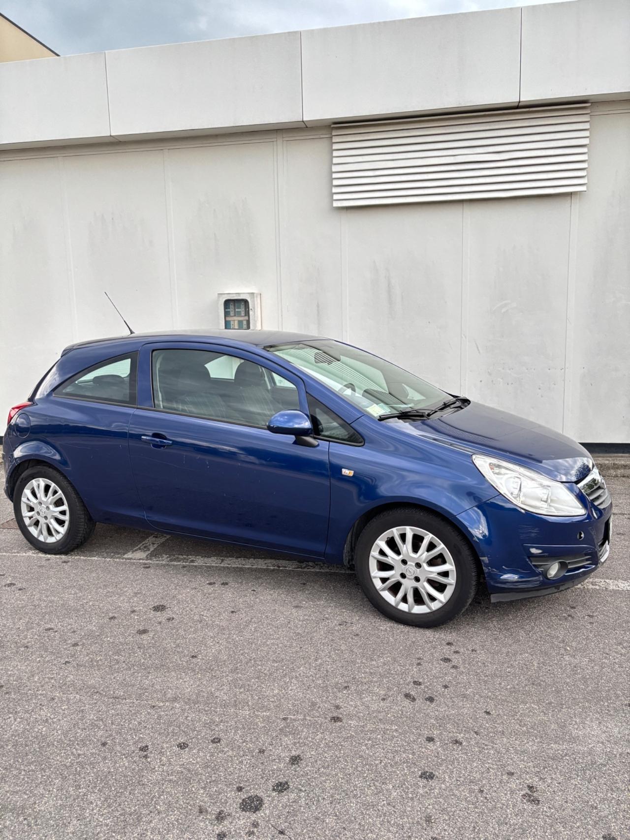 Opel Corsa 1.2 Benzina 3 Porte