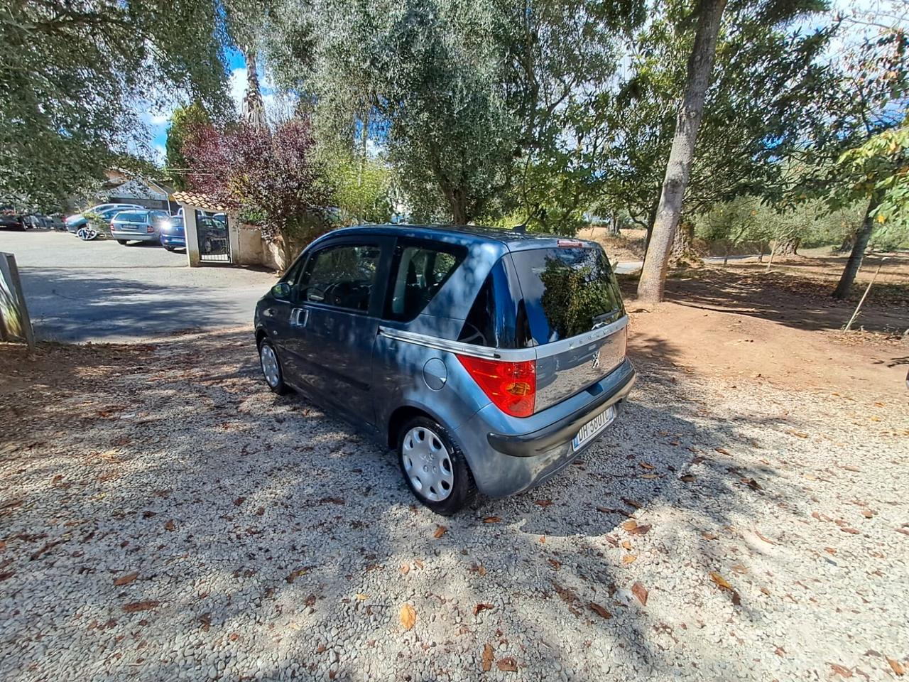 Peugeot 1007 1.4 Happy km 68000