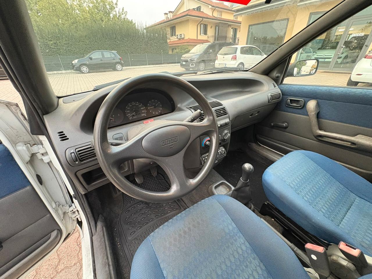 FIAT PUNTO 5/P 1.2 BENZINA SI A NEOPATENTATI