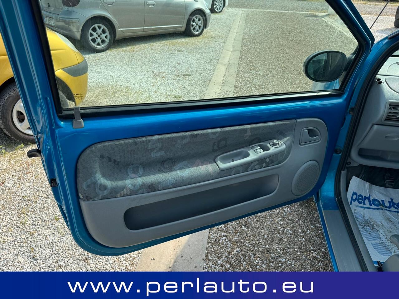 Renault Twingo 1.2i 16V cat Diabolika