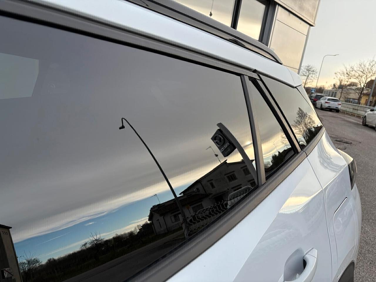 Peugeot 2008 ALLURE PureTech 100 6mt SPOTICAR