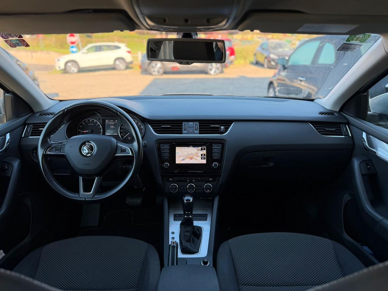 Skoda Octavia 1.6 TDI CR 105 CV DSG Wagon Elegance