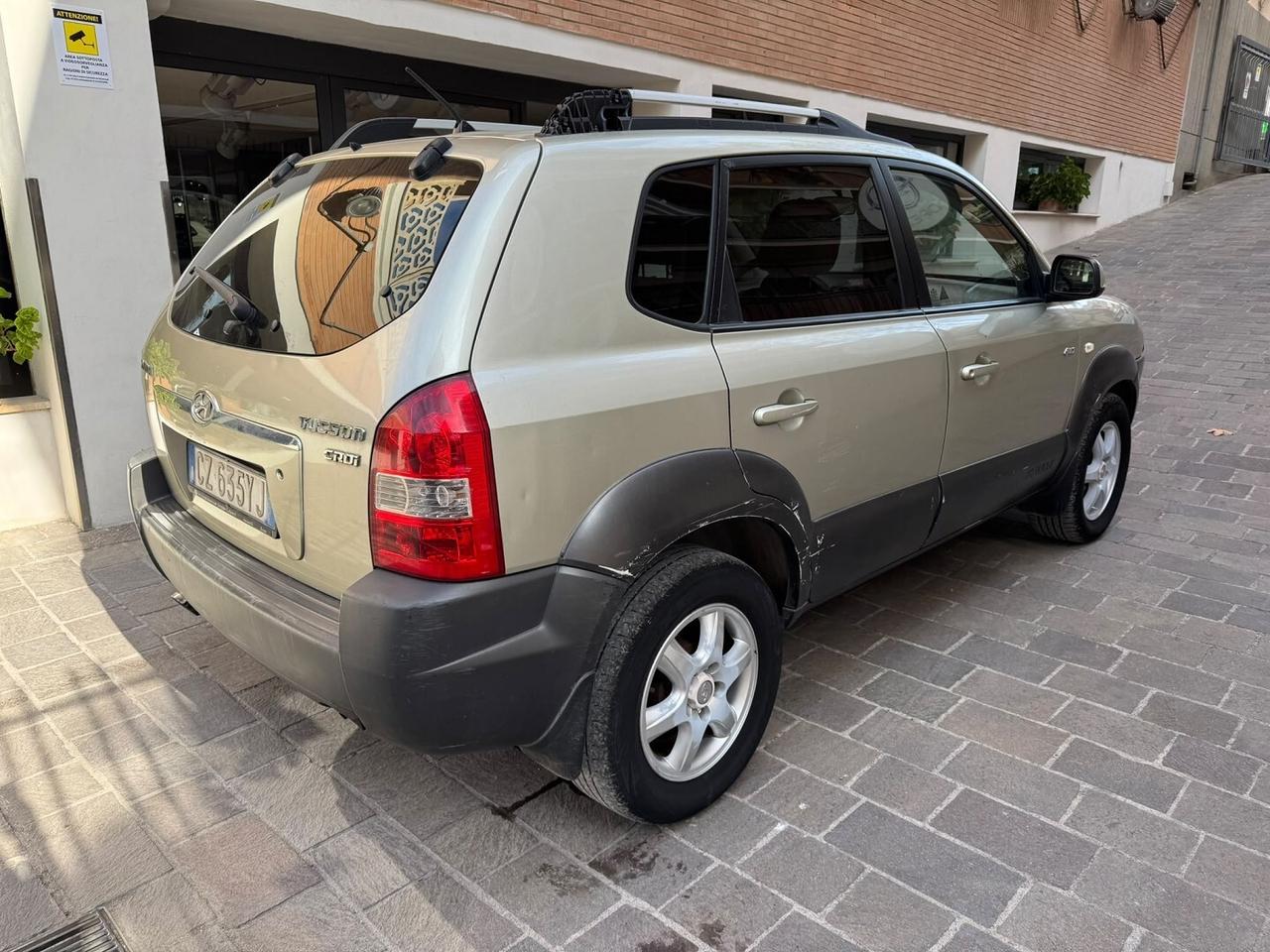 HYUNDAI Tucson 2.0 CRDi TD Dynamic