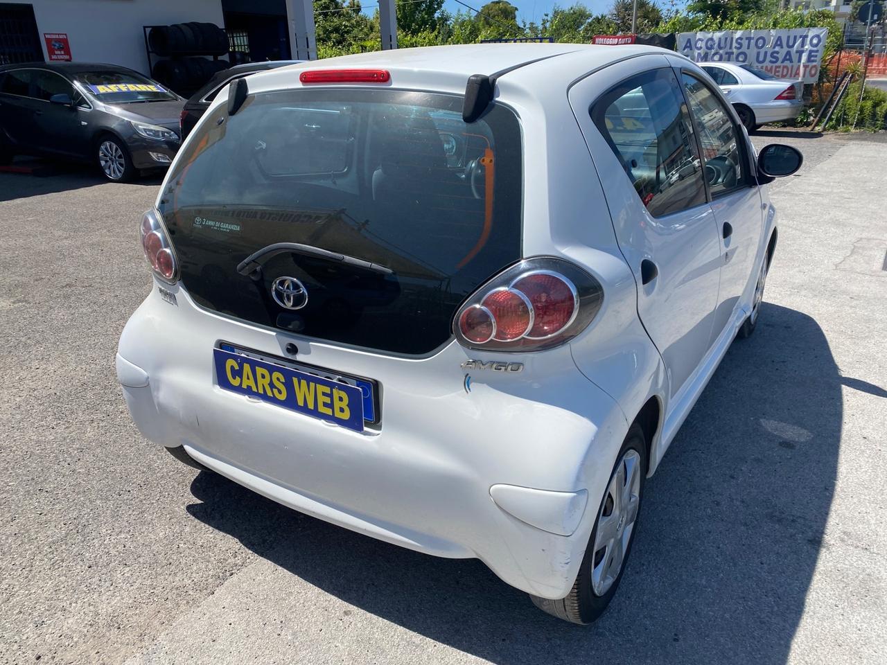 Toyota Aygo 1.0 12V VVT-i 5 porte Now Connect