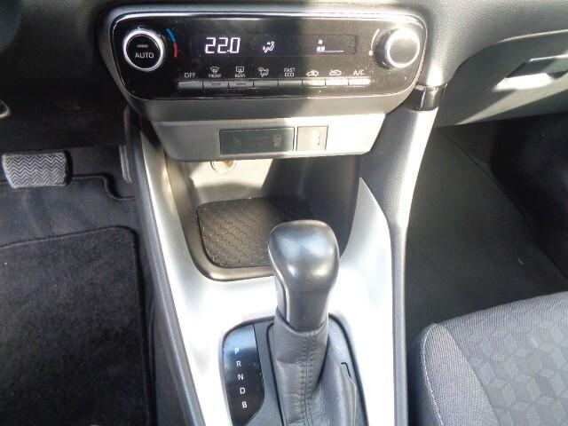 Toyota Yaris 1.5 Hybrid 5 porte Active