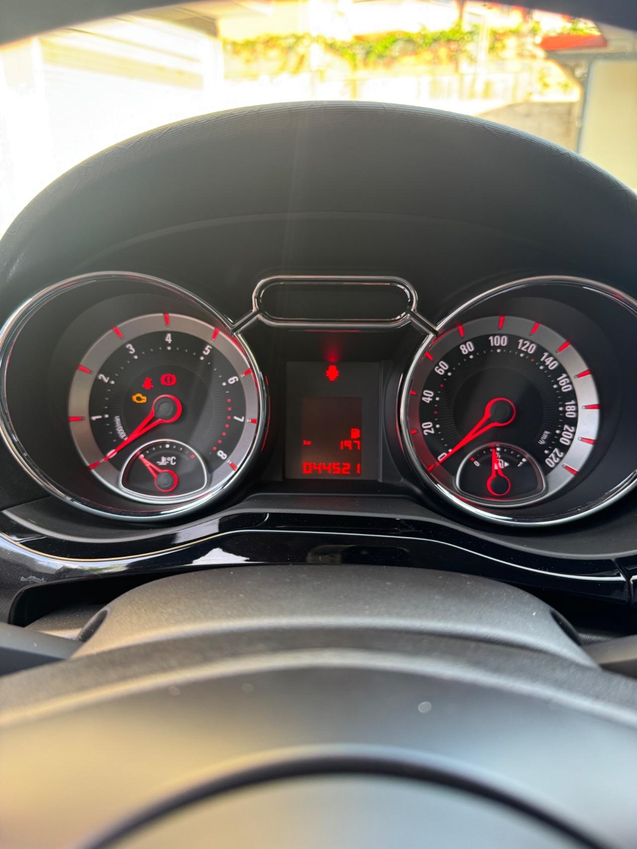 Opel Adam 1.2 70 CV